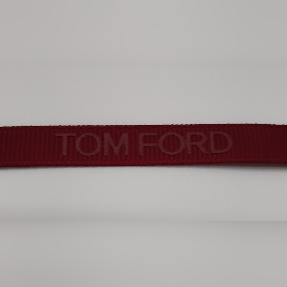 TOM FORD Jasmin Rouge Three Yard Ribbon 7/8” Grosgrain FY25 LNY Valentine’s RARE - Picture 2 of 4